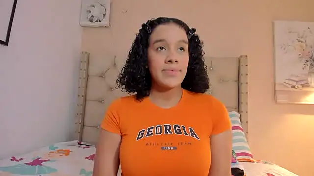 vanesasexyhot21 online show from 10-13-25, 02:33