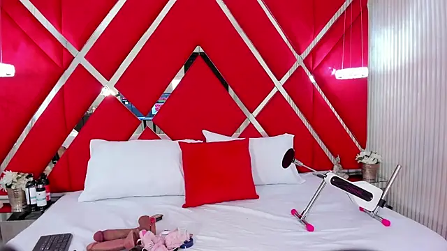 SusanCouper online show from 12-18-25, 10:49