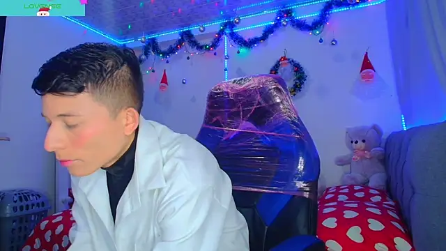 Snapshot of bryamer_19 chatting on 12-28-24, 01:08 bryamer 19 online show from 12-28-24, 01:08