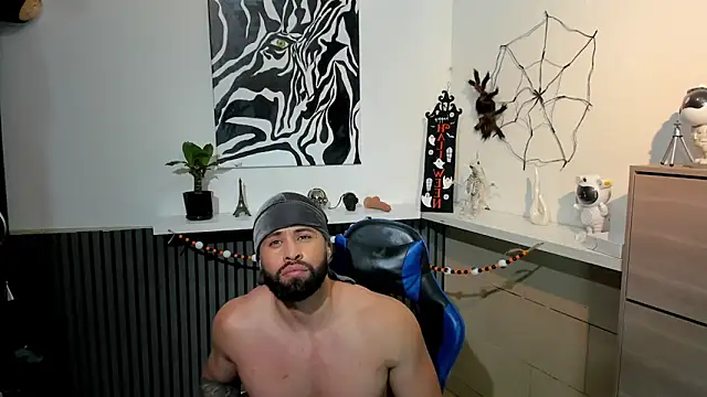 Snapshot of Daemon21 chatting on 10-27-25, 09:08 Daemon21 online show from 10-27-25, 09:08