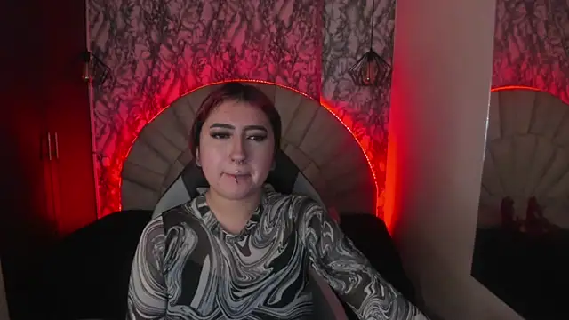 larissa01  online show from 02-22-25, 03:12