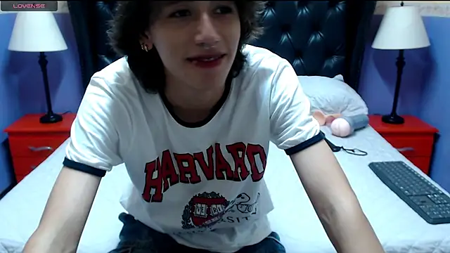 Snapshot of Stephan_Queens chatting on 12-23-24, 10:44 Stephan Queens online show from 12-23-24, 10:44