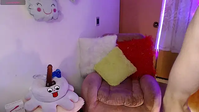 Angelina896 online show from 12-21-25, 05:14