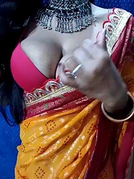 Savita hotmom online show from 02-08-26, 04:10