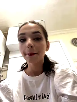 isabellaluv2 online show from 12-05-24, 12:22