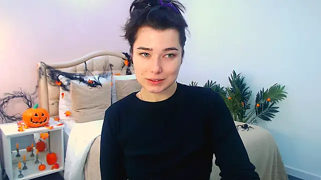  Sun Shy  online show from 11-12-25, 01:22