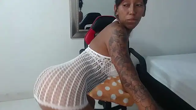 ZashaRomero online show from 12-18-24, 09:14