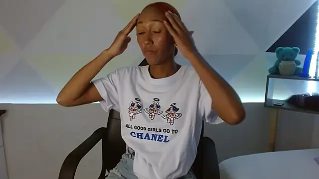 ZashaRomero online show from 02-15-25, 11:25