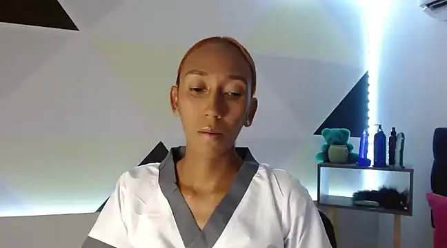 ZashaRomero online show from 02-24-25, 07:52