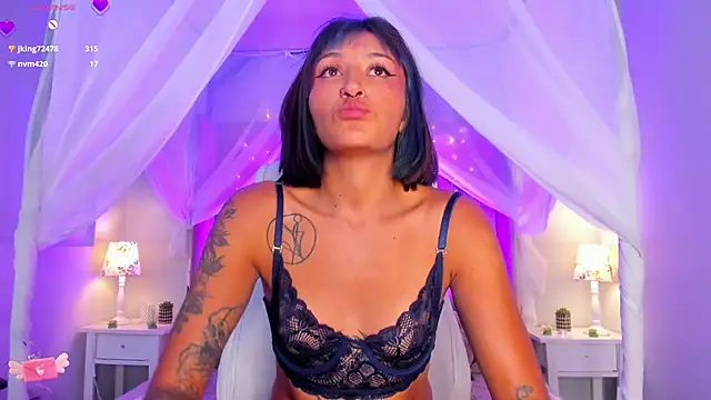 Valkiria ponce online show from 01-24-25, 01:24