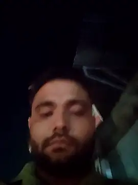 Snapshot of Aloneboy11111 chatting on 02-20-25, 03:52 Aloneboy11111 online show from 02-20-25, 03:52