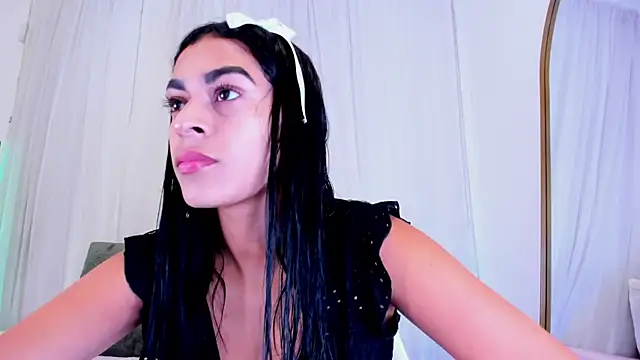 Snapshot of Yasiir_0229 chatting on 10-08-25, 05:16 Yasiir 0229 online show from 10-08-25, 05:16