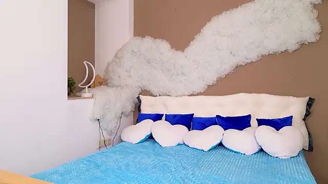 GloriNichols online show from 11-15-25, 06:22