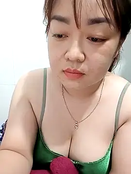 VyOanh2K online show from 02-17-25, 02:26