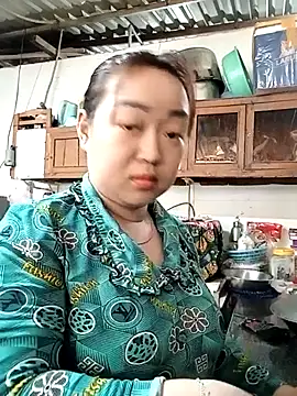 VyOanh2K online show from 02-20-25, 03:23