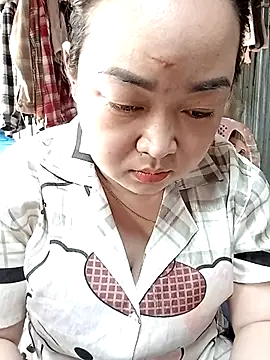 VyOanh2K online show from 09-23-25, 04:15