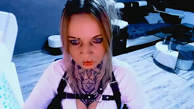 InesGold online show from 02-04-26, 09:20