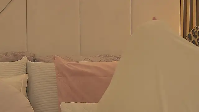 Blanche Summer online show from 02-27-26, 01:55