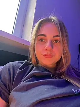 Snapshot of GraceTorrez chatting on 12-26-24, 12:27 GraceTorrez online show from 12-26-24, 12:27