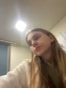 Snapshot of GraceTorrez chatting on 01-03-25, 03:55 GraceTorrez online show from 01-03-25, 03:55