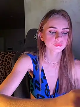 Snapshot of GraceTorrez chatting on 01-24-25, 01:14 GraceTorrez online show from 01-24-25, 01:14