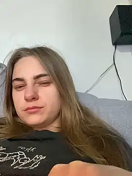 Snapshot of GraceTorrez chatting on 02-01-25, 07:23 GraceTorrez online show from 02-01-25, 07:23