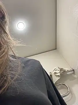 Snapshot of GraceTorrez chatting on 02-01-25, 11:06 GraceTorrez online show from 02-01-25, 11:06