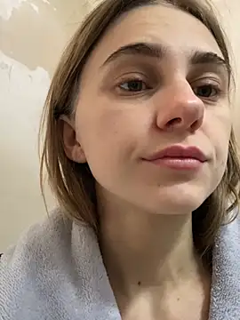 Snapshot of GraceTorrez chatting on 02-07-25, 07:50 GraceTorrez online show from 02-07-25, 07:50