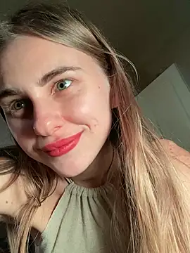 Snapshot of GraceTorrez chatting on 02-07-25, 07:38 GraceTorrez online show from 02-07-25, 07:38