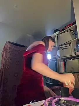 Snapshot of GraceTorrez chatting on 02-12-25, 01:06 GraceTorrez online show from 02-12-25, 01:06