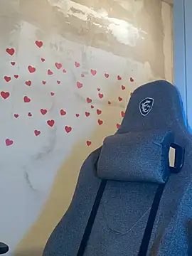 Snapshot of GraceTorrez chatting on 03-10-25, 08:04 GraceTorrez online show from 03-10-25, 08:04