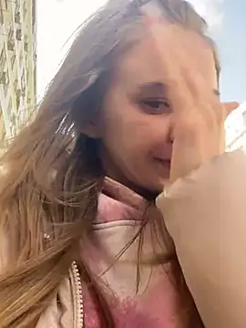 Snapshot of GraceTorrez chatting on 03-20-25, 07:47 GraceTorrez online show from 03-20-25, 07:47