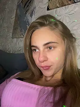 Snapshot of GraceTorrez chatting on 09-11-25, 05:46 GraceTorrez online show from 09-11-25, 05:46