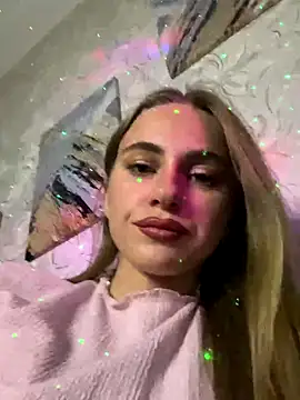 Snapshot of GraceTorrez chatting on 09-12-25, 06:30 GraceTorrez online show from 09-12-25, 06:30