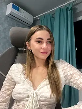 Snapshot of GraceTorrez chatting on 11-13-25, 04:06 GraceTorrez online show from 11-13-25, 04:06