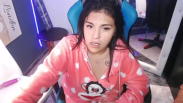 MartinaFonse online show from 12-21-24, 08:39