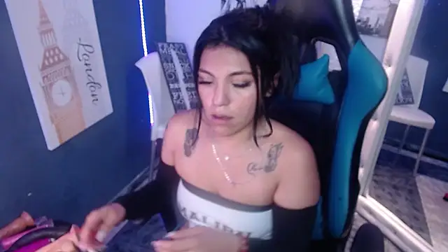 MartinaFonse online show from 01-17-25, 07:51