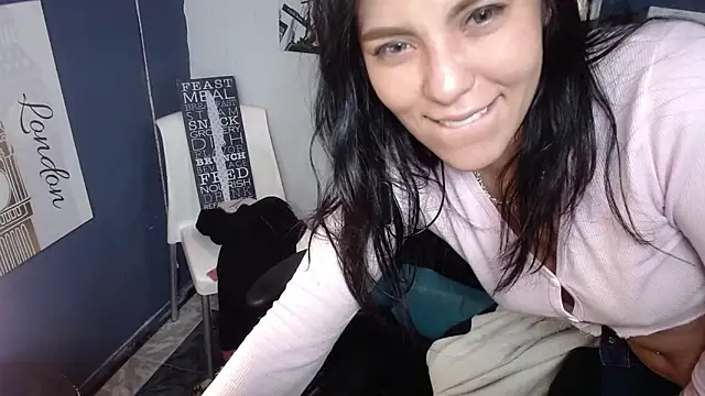 MartinaFonse online show from 01-25-25, 01:54