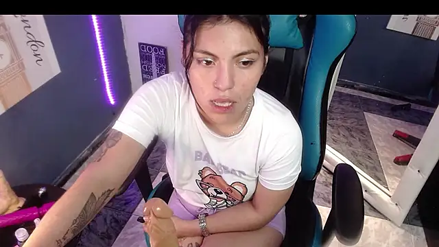MartinaFonse online show from 02-07-25, 12:06