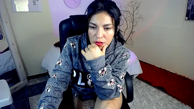 MartinaFonse online show from 02-26-25, 08:26