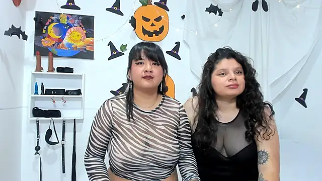 Karol IsabelCouple online show from 10-21-25, 02:34