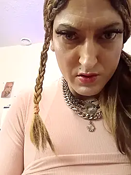 sissytrapdolly24 online show from 10-01-25, 05:52