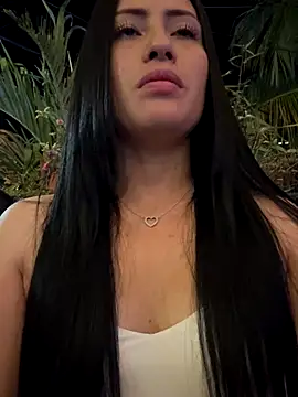 Sara luna  online show from 11-11-25, 03:06