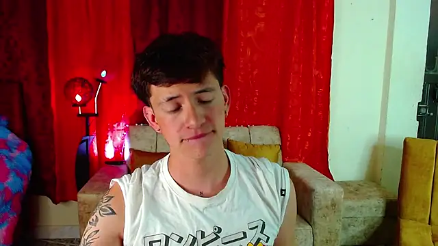 GabyThoms online show from 12-27-24, 07:51