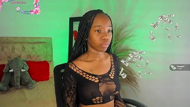 Snapshot of Rihana_hot01 chatting on 03-19-25, 10:31 Rihana hot01 online show from 03-19-25, 10:31
