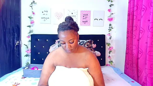 CiaraEbony online show from 01-18-25, 01:41