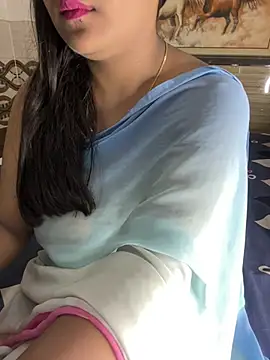 Snapshot of Sexy_Evelynn chatting on 02-18-25, 07:21 Sexy Evelynn online show from 02-18-25, 07:21