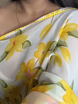 Snapshot of Sexy_Evelynn chatting on 09-15-25, 03:50 Sexy Evelynn online show from 09-15-25, 03:50