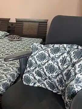 Snapshot of Sexy_Evelynn chatting on 09-18-25, 04:03 Sexy Evelynn online show from 09-18-25, 04:03