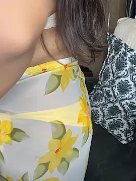 Snapshot of Sexy_Evelynn chatting on 10-16-25, 04:02 Sexy Evelynn online show from 10-16-25, 04:02